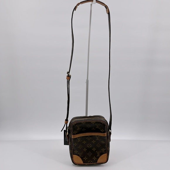 Authenticated Louis Vuitton Danube Crossbody - Picture 6 of 17